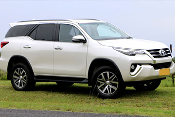 Luxury One Way Fortuner Car Rental